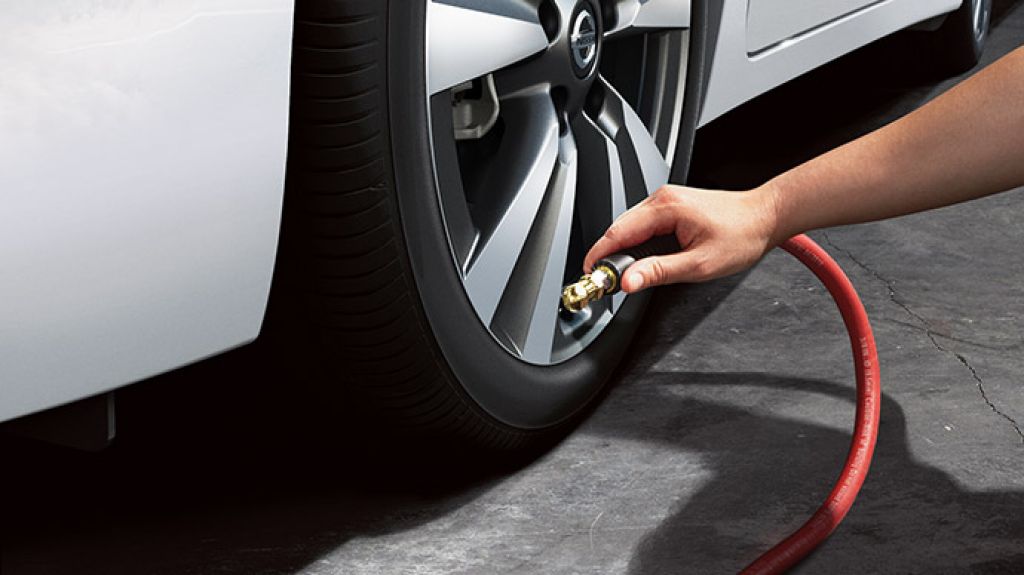 Nissan Sentra Easy Fill Tire Alert Nissan Sentra Easy Fill Tire Alert